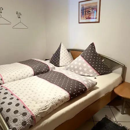 Theisen Apartament *