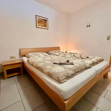 Theisen Apartamento *